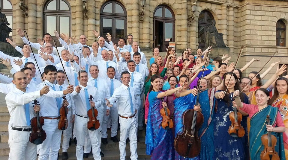 New World of Peace Meditationskonzert - Sahadeva Orchestra